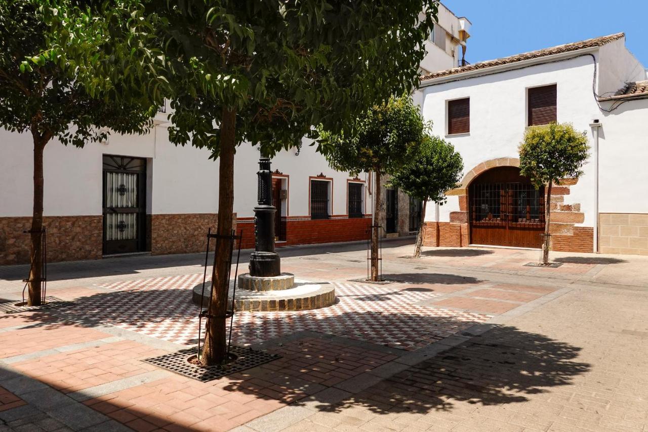Quivir Apartamentos Deluxe Casa Del Arco Andújar Buitenkant foto